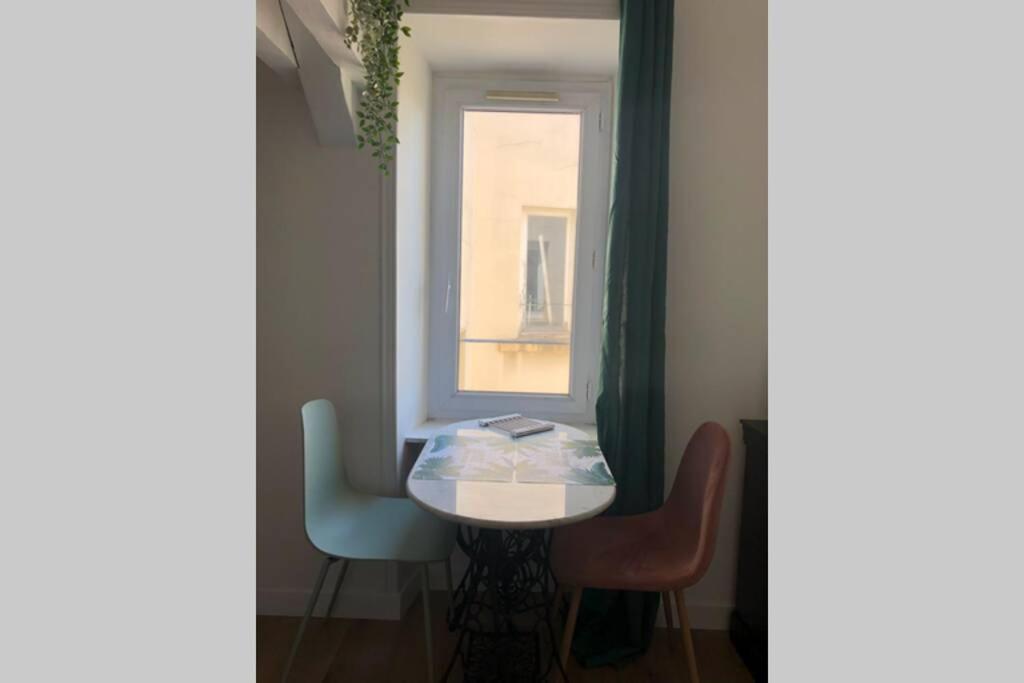 Studio sous les toits Lyon Extérieur photo